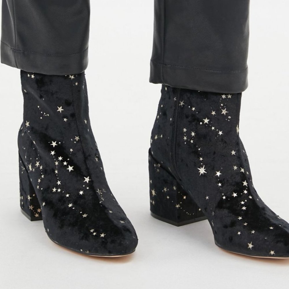 Margot Constellation Zodiac Stars Moon Velvet Boot - Picture 2 of 5